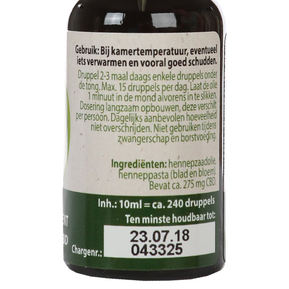 En flaske Jacob Hooy CBD Olie 2,75% (10ml) på en hvid baggrund.